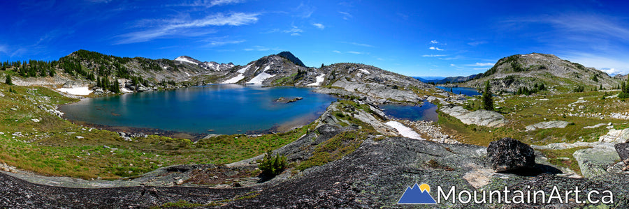 Saphire Lakes alpine of Kokanee Glacier Park panoramic photo